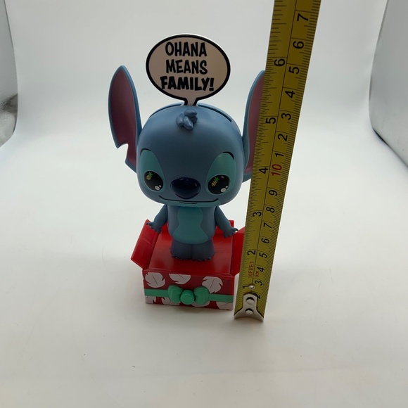 Disney Funko Lilo and Stitch Pop-Up Greeting Ohana Means Family Figurine - Picture 13 of 13